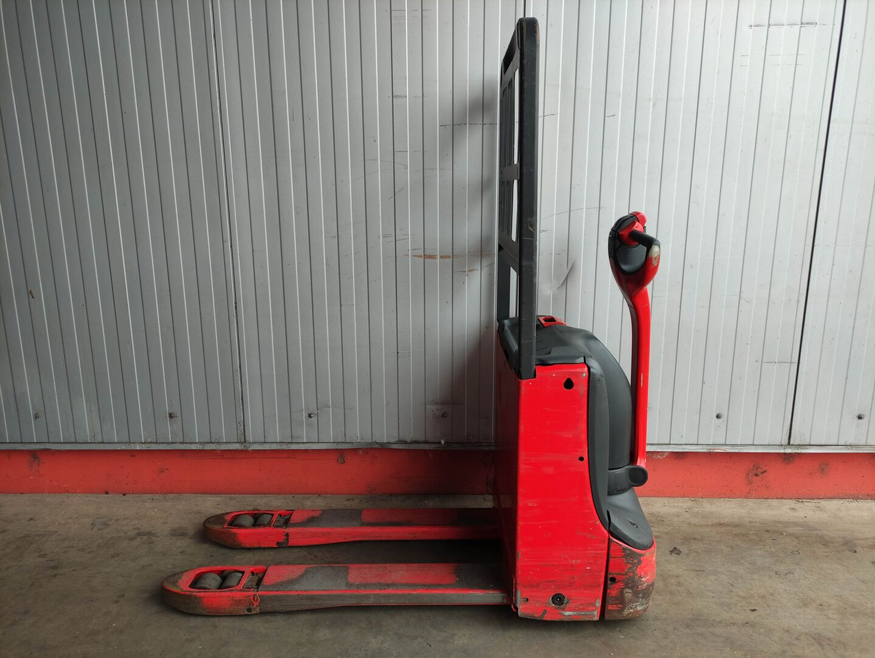 Linde T16-1152 - Παλετοφόρο: φωτογραφία 1 Linde T16-1152 - Παλετοφόρο: φωτογραφία 1