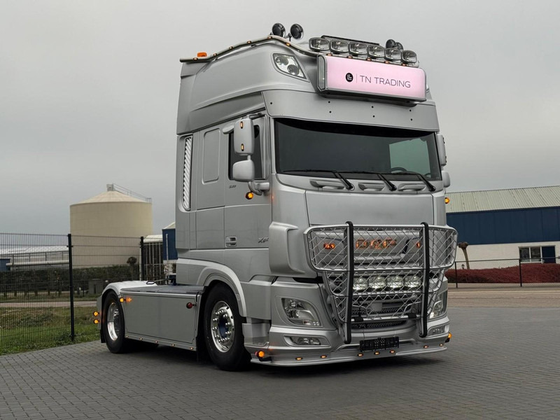 DAF XF 530 FT VOLLUCHT, SHOWTRUCK, RETARDER, LEER, PTO/HYDRAULIEK. - Τράκτορας: φωτογραφία 1 DAF XF 530 FT VOLLUCHT, SHOWTRUCK, RETARDER, LEER, PTO/HYDRAULIEK. - Τράκτορας: φωτογραφία 1