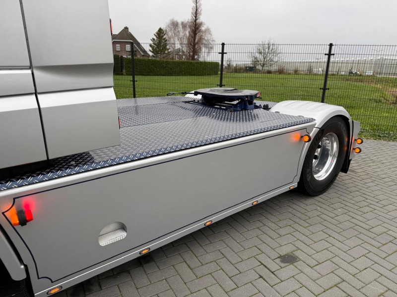 Τράκτορας DAF XF 530 FT VOLLUCHT, SHOWTRUCK, RETARDER, LEER, PTO/HYDRAULIEK.: φωτογραφία 14 Τράκτορας DAF XF 530 FT VOLLUCHT, SHOWTRUCK, RETARDER, LEER, PTO/HYDRAULIEK.: φωτογραφία 14