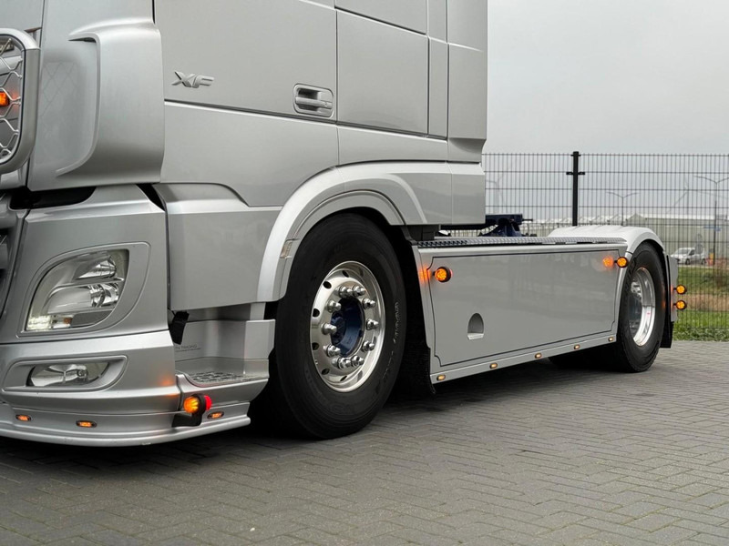 Τράκτορας DAF XF 530 FT VOLLUCHT, SHOWTRUCK, RETARDER, LEER, PTO/HYDRAULIEK.: φωτογραφία 12 Τράκτορας DAF XF 530 FT VOLLUCHT, SHOWTRUCK, RETARDER, LEER, PTO/HYDRAULIEK.: φωτογραφία 12