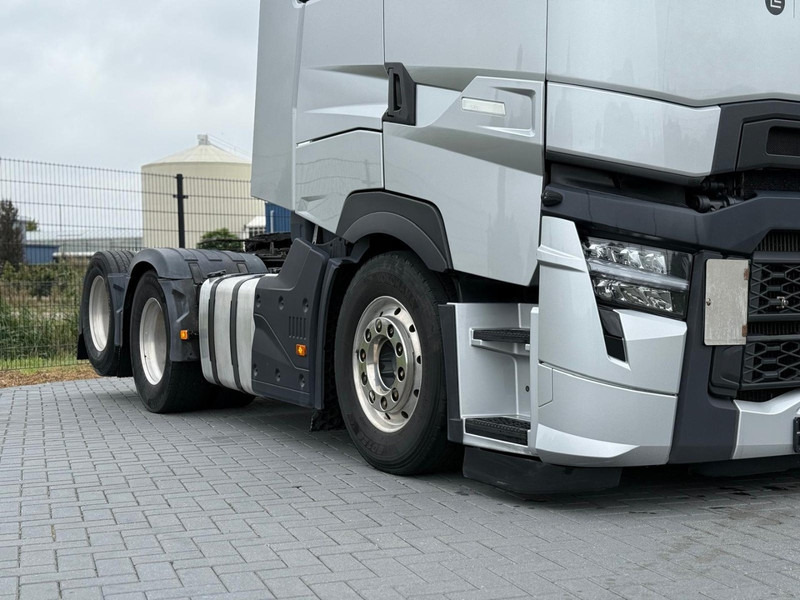 Renault T520 HIGH EVOLUTION, PTO PREP, DYN. STEERING, VOLLUCHT, 3.20WB, ALCOA, RETARDER, PARK COOL. - Τράκτορας: φωτογραφία 2 Renault T520 HIGH EVOLUTION, PTO PREP, DYN. STEERING, VOLLUCHT, 3.20WB, ALCOA, RETARDER, PARK COOL. - Τράκτορας: φωτογραφία 2