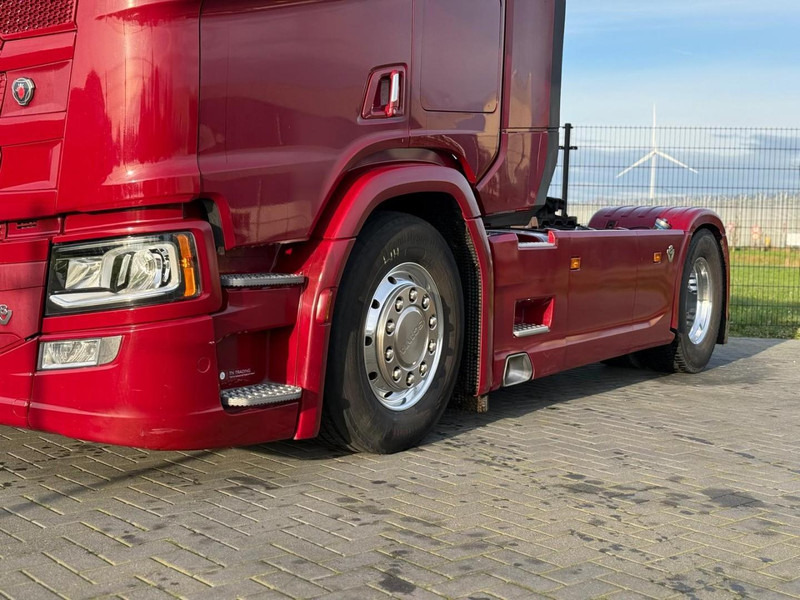 Scania R580 V8 NGS 2 TANKS, RETARDER, LEDER, ALU, VOLLUCHT, SMART V2, PARK COOL. - Τράκτορας: φωτογραφία 2 Scania R580 V8 NGS 2 TANKS, RETARDER, LEDER, ALU, VOLLUCHT, SMART V2, PARK COOL. - Τράκτορας: φωτογραφία 2