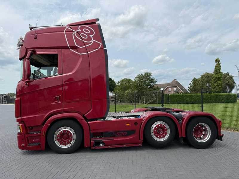 Τράκτορας Scania S520 V8 NGS SHOWTRUCK, KLEP IN UITLAAT, 6X2/4, VOLLUCHT, RETARDER.: φωτογραφία 16