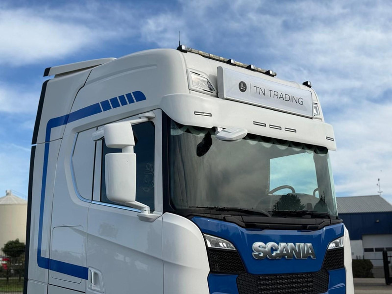 Scania S650 V8 NGS 2.95WB, PTO VOORBEREIDING, VOLLUCHT, KING OF THE ROAD, RETARDER, LEER. - Τράκτορας: φωτογραφία 2 Scania S650 V8 NGS 2.95WB, PTO VOORBEREIDING, VOLLUCHT, KING OF THE ROAD, RETARDER, LEER. - Τράκτορας: φωτογραφία 2