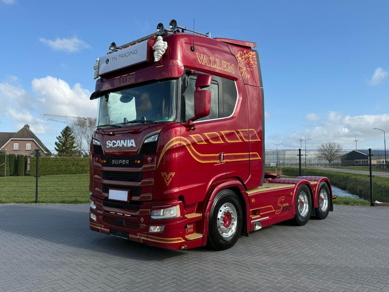Scania S650 V8 NGS FULL AIR, SHOW, INTERIOR, ALCOA, HYDRAULIC/PTO. - Τράκτορας: φωτογραφία 1 Scania S650 V8 NGS FULL AIR, SHOW, INTERIOR, ALCOA, HYDRAULIC/PTO. - Τράκτορας: φωτογραφία 1
