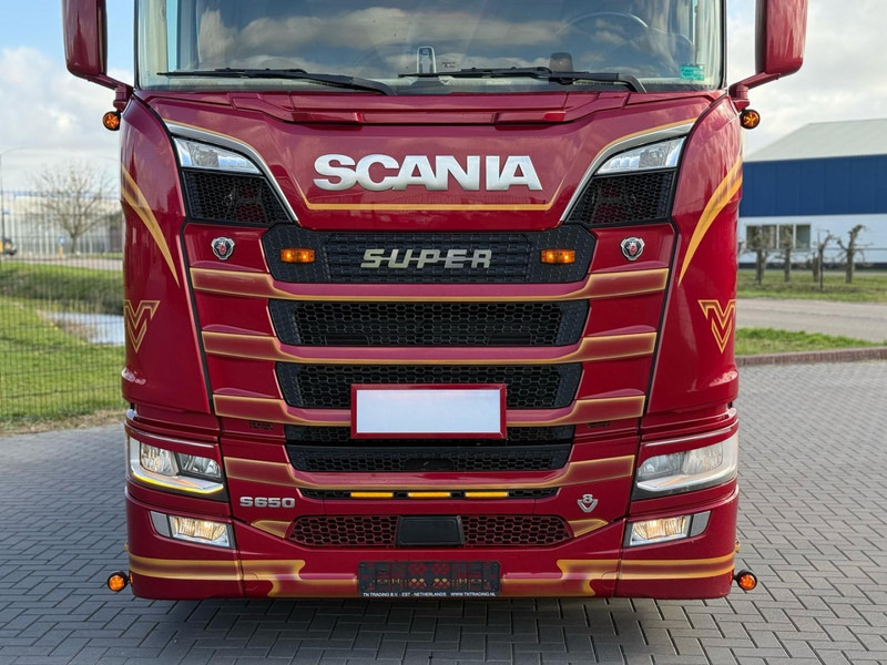 Scania S650 V8 NGS FULL AIR, SHOW, INTERIOR, ALCOA, HYDRAULIC/PTO. - Τράκτορας: φωτογραφία 3 Scania S650 V8 NGS FULL AIR, SHOW, INTERIOR, ALCOA, HYDRAULIC/PTO. - Τράκτορας: φωτογραφία 3