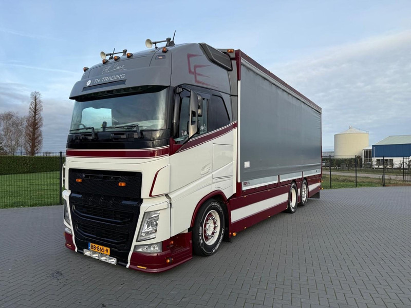Volvo FH 13.500XL SHOW TRUCK, SPECIAL INTERIOR, TOP STAAT, VOLLUCHT, LAGE KM. - Φορτηγό κόφα: φωτογραφία 3 Volvo FH 13.500XL SHOW TRUCK, SPECIAL INTERIOR, TOP STAAT, VOLLUCHT, LAGE KM. - Φορτηγό κόφα: φωτογραφία 3