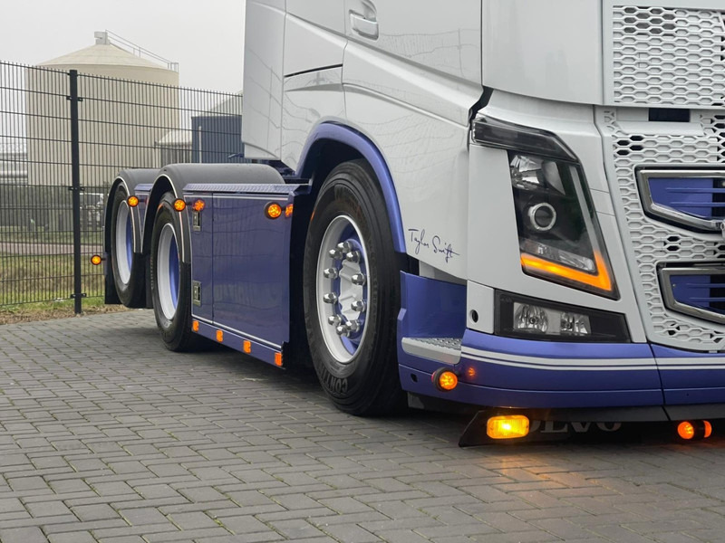 Volvo FH 16.750 SHOW TRUCK, FULL AIR, WB 3,10, SPECIAL INTERIOR, FULL! - Τράκτορας: φωτογραφία 4 Volvo FH 16.750 SHOW TRUCK, FULL AIR, WB 3,10, SPECIAL INTERIOR, FULL! - Τράκτορας: φωτογραφία 4
