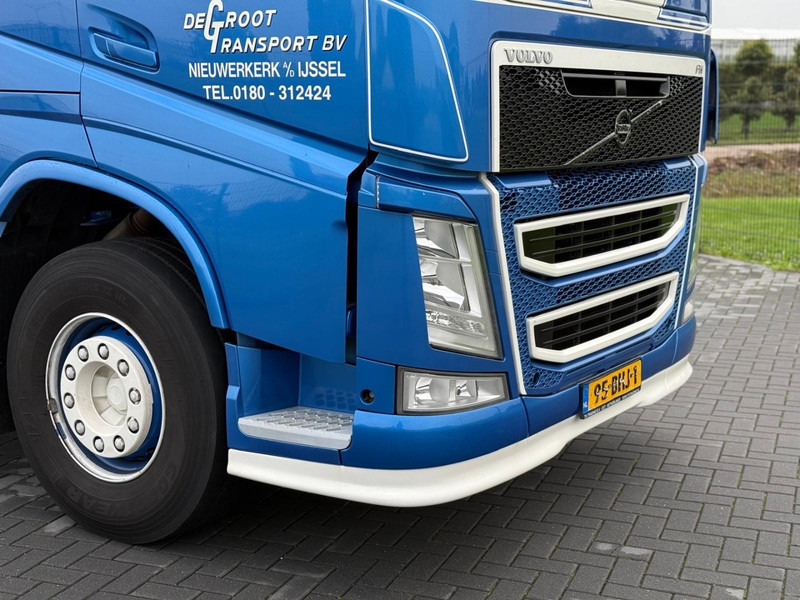 Volvo FH 540 CONTAINER TRANSPORT, KIEP SYSTEEM, LEATHER SEATS, TOP. - Φορτηγό μεταφοράς εμπορευματοκιβωτίων/ Κινητό αμάξωμα: φωτογραφία 4 Volvo FH 540 CONTAINER TRANSPORT, KIEP SYSTEEM, LEATHER SEATS, TOP. - Φορτηγό μεταφοράς εμπορευματοκιβωτίων/ Κινητό αμάξωμα: φωτογραφία 4