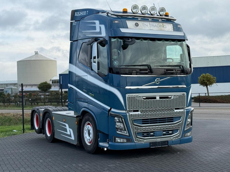 Volvo FH16.650 VOLLUCHT, HYDRAULIEK, SHOW INTERIEUR, DYNAMIC STEERING. - Τράκτορας: φωτογραφία 1 Volvo FH16.650 VOLLUCHT, HYDRAULIEK, SHOW INTERIEUR, DYNAMIC STEERING. - Τράκτορας: φωτογραφία 1