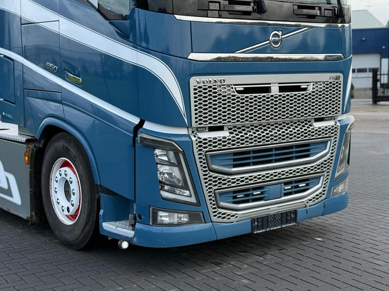 Volvo FH16.650 VOLLUCHT, HYDRAULIEK, SHOW INTERIEUR, DYNAMIC STEERING. - Τράκτορας: φωτογραφία 2 Volvo FH16.650 VOLLUCHT, HYDRAULIEK, SHOW INTERIEUR, DYNAMIC STEERING. - Τράκτορας: φωτογραφία 2