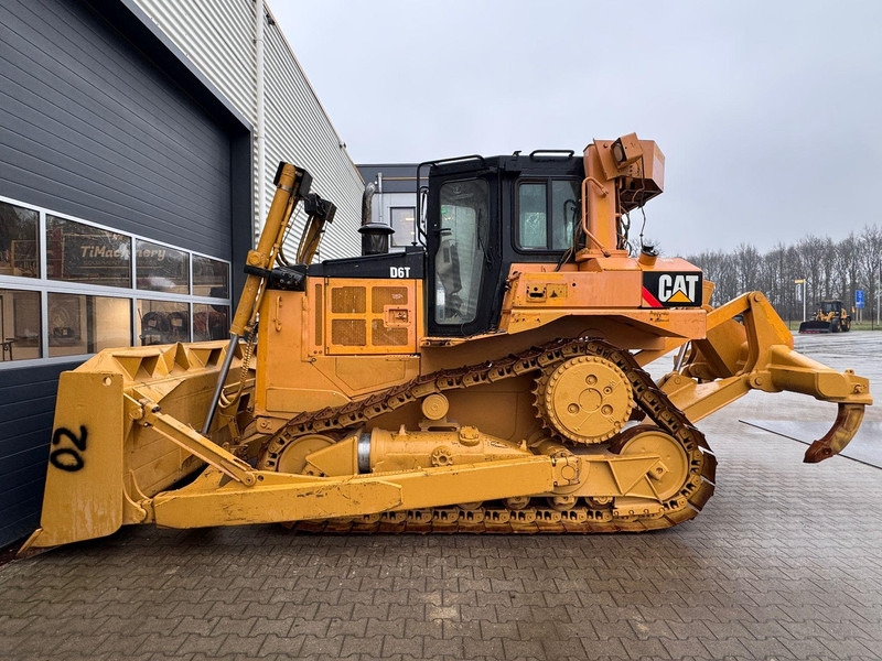 Caterpillar D6T - Μπουλντόζα: φωτογραφία 1 Caterpillar D6T - Μπουλντόζα: φωτογραφία 1