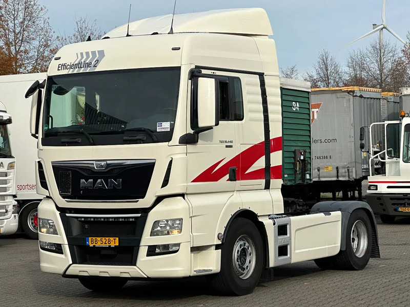 MAN TGX 18.440 XLX Full Spoiler - 2x Tank - Euro 6 - Τράκτορας: φωτογραφία 1 MAN TGX 18.440 XLX Full Spoiler - 2x Tank - Euro 6 - Τράκτορας: φωτογραφία 1