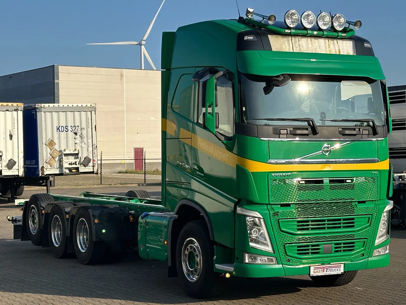 Volvo FH 13.540 Globe XL 8x4*4 Chassis Retarder *447 Tkm* - Φορτηγό σασί: φωτογραφία 3 Volvo FH 13.540 Globe XL 8x4*4 Chassis Retarder *447 Tkm* - Φορτηγό σασί: φωτογραφία 3
