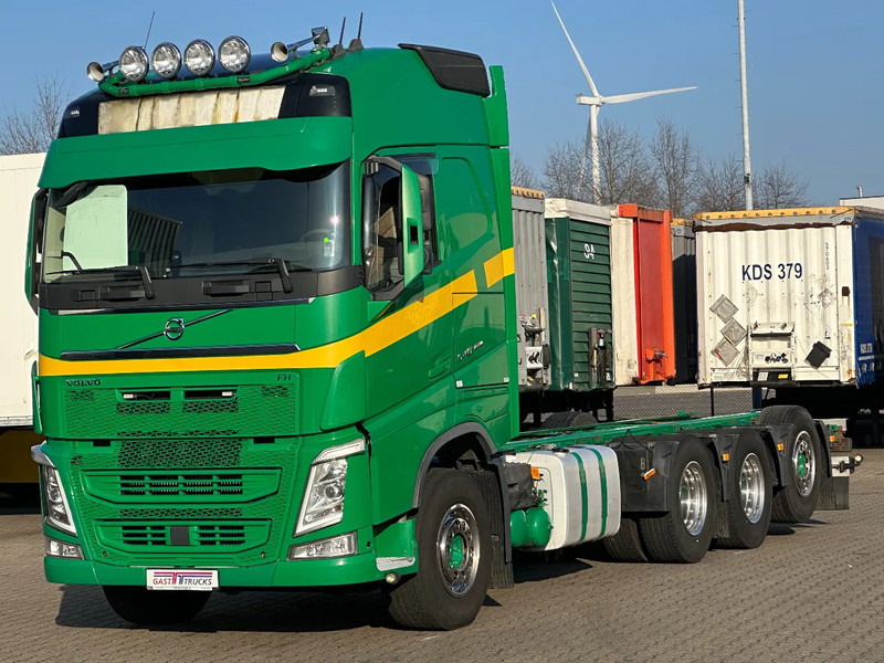 Volvo FH 13.540 Globe XL 8x4*4 Chassis Retarder *447 Tkm* - Φορτηγό σασί: φωτογραφία 2 Volvo FH 13.540 Globe XL 8x4*4 Chassis Retarder *447 Tkm* - Φορτηγό σασί: φωτογραφία 2