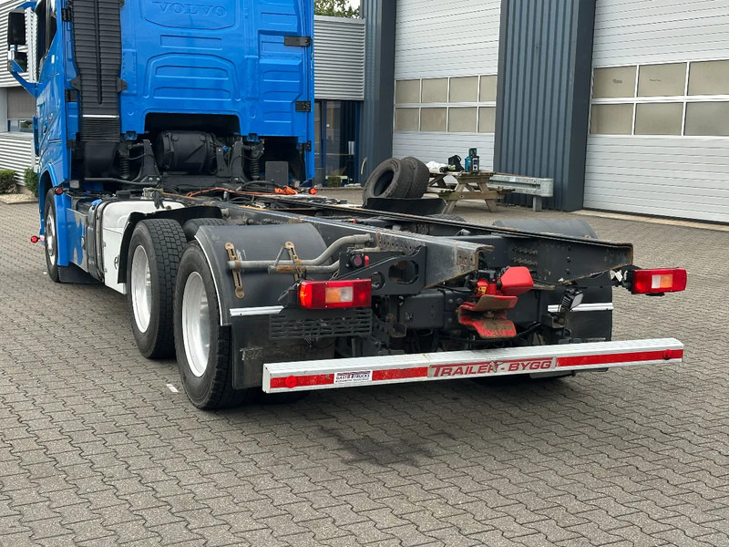 Volvo FH 16.750 6x4 Globe XL Chassis Retarder 3.90 Wb Full Air - Φορτηγό σασί: φωτογραφία 5 Volvo FH 16.750 6x4 Globe XL Chassis Retarder 3.90 Wb Full Air - Φορτηγό σασί: φωτογραφία 5