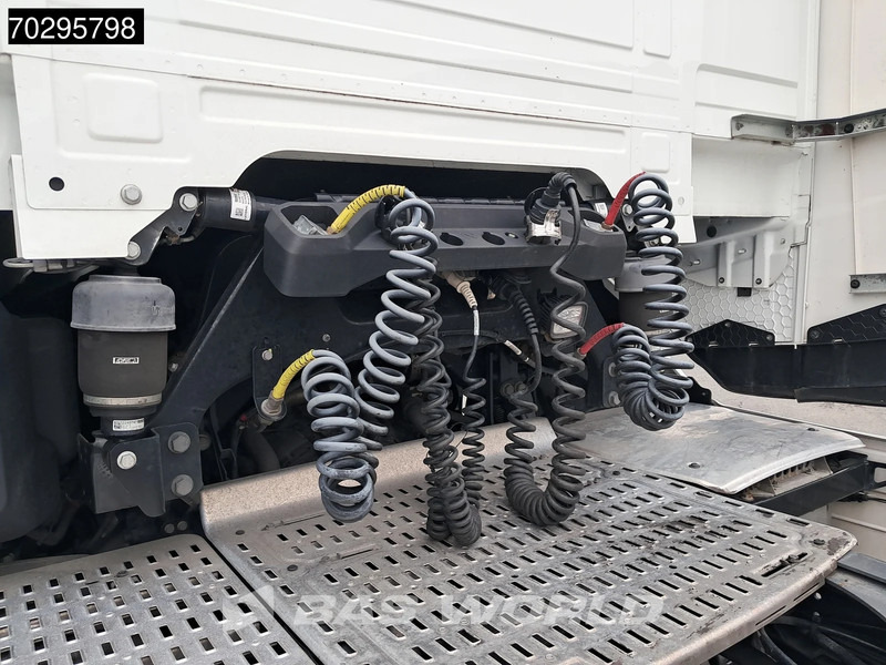 DAF XG 480 4X2 Retarder 2xTanks ACC LED Euro 6 - Τράκτορας: φωτογραφία 5 DAF XG 480 4X2 Retarder 2xTanks ACC LED Euro 6 - Τράκτορας: φωτογραφία 5