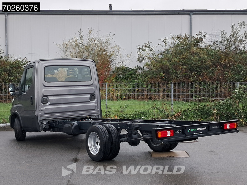 Iveco Daily 35C21 Neu! 3.0L 2025-Modell Automatik 210PS Radstand 410 Fahrgestell Doppelbereifung LED ACC Klima Euro6 Chassis A/C - Ελαφρύ επαγγελματικό: φωτογραφία 5 Iveco Daily 35C21 Neu! 3.0L 2025-Modell Automatik 210PS Radstand 410 Fahrgestell Doppelbereifung LED ACC Klima Euro6 Chassis A/C - Ελαφρύ επαγγελματικό: φωτογραφία 5