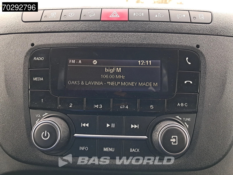 Μίσθωση Iveco Daily 60C18 3.0L Ladebordwand Automatik 180PS Doppelbereifung Koffer Klima Tempomat D'Hollandia Euro6 Zeilen Zeilenwagen Pritsch Plane Iveco Daily 60C18 3.0L Ladebordwand Automatik 180PS Doppelbereifung Koffer Klima Tempomat D'Hollandia Euro6 Zeilen Zeilenwagen Pritsch Plane: φωτογραφία 18