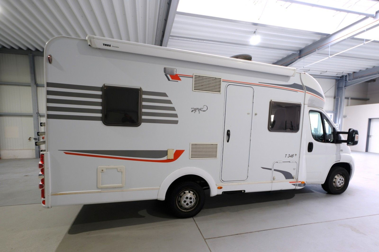 Carado T 348/Festbett+Hubbett/Klima/Markise/Finanz. - Ημιενιαίο αυτοκινούμενο: φωτογραφία 4 Carado T 348/Festbett+Hubbett/Klima/Markise/Finanz. - Ημιενιαίο αυτοκινούμενο: φωτογραφία 4