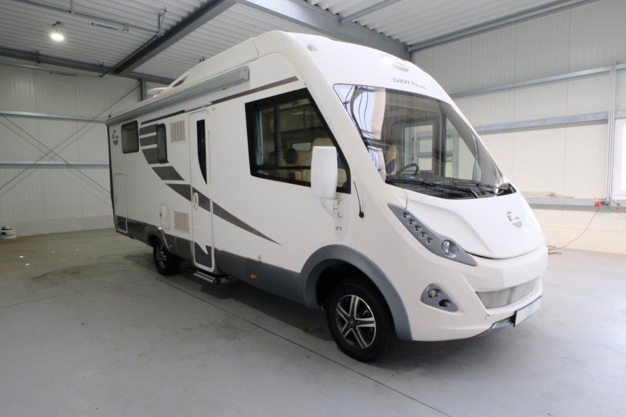 GiottiLine G-Line 938/Queensbett+Hubbett/Solar/Klima/TOP - Ενιαίο αυτοκινούμενο: φωτογραφία 2 GiottiLine G-Line 938/Queensbett+Hubbett/Solar/Klima/TOP - Ενιαίο αυτοκινούμενο: φωτογραφία 2