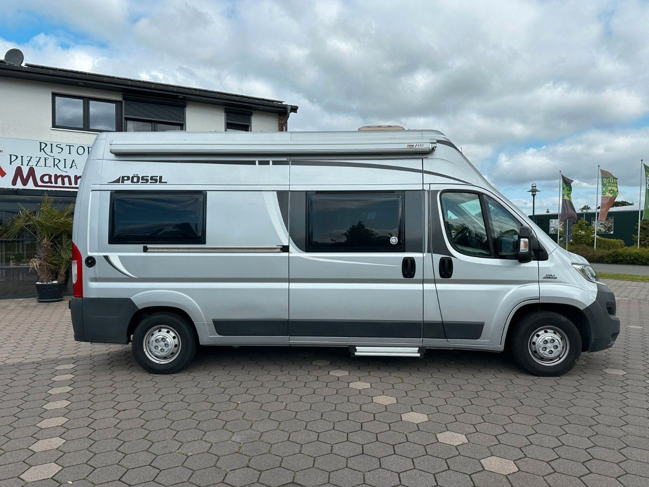 Pössl Roadstar 600 L Revolution/Festbett+Hubbett/TOP - Αυτοκινούμενο βαν: φωτογραφία 3 Pössl Roadstar 600 L Revolution/Festbett+Hubbett/TOP - Αυτοκινούμενο βαν: φωτογραφία 3