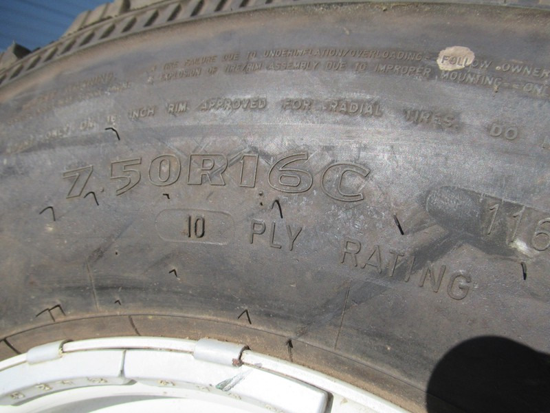Land Rover Defender 7.50R16 2 x Velg ( staal ) + Band - Πλήρης τροχός για Αυτοκίνητο: φωτογραφία 3 Land Rover Defender 7.50R16 2 x Velg ( staal ) + Band - Πλήρης τροχός για Αυτοκίνητο: φωτογραφία 3