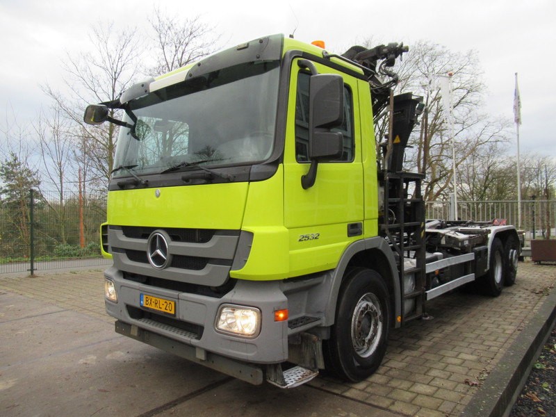 Mercedes-Benz ACTROS 2532 6x2 Palift T20 + Palfinger PK18002-EH Haak - Kraan - Φορτηγό φόρτωσης γάντζου, Φορτηγό με γερανό: φωτογραφία 4 Mercedes-Benz ACTROS 2532 6x2 Palift T20 + Palfinger PK18002-EH Haak - Kraan - Φορτηγό φόρτωσης γάντζου, Φορτηγό με γερανό: φωτογραφία 4