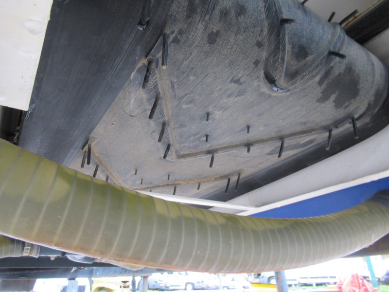 NIDO STRATOS B08-24 PALN Rotopower 0,8m3 + 350L. Salzstreuer Saltspreader Zoutstrooier - Αλατιέρα: φωτογραφία 5 NIDO STRATOS B08-24 PALN Rotopower 0,8m3 + 350L. Salzstreuer Saltspreader Zoutstrooier - Αλατιέρα: φωτογραφία 5