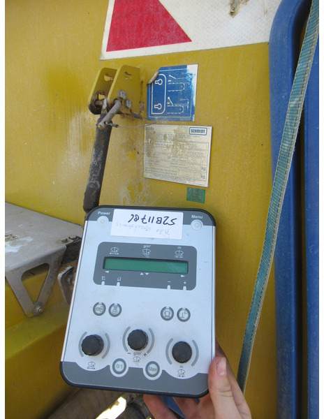 NIDO STRATOS B11K-24 PCXN350 1,1M3 + 500L Rotopower Salzstreuer Salt Spreader Zoutstrooier - Αλατιέρα: φωτογραφία 5 NIDO STRATOS B11K-24 PCXN350 1,1M3 + 500L Rotopower Salzstreuer Salt Spreader Zoutstrooier - Αλατιέρα: φωτογραφία 5