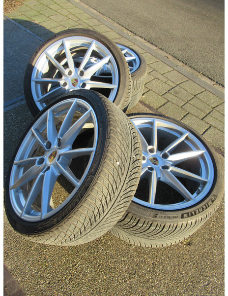 Porsche 911 992 20-/21 Carrera S Winterbanden Set Wielen - Πλήρης τροχός για Αυτοκίνητο: φωτογραφία 2 Porsche 911 992 20-/21 Carrera S Winterbanden Set Wielen - Πλήρης τροχός για Αυτοκίνητο: φωτογραφία 2