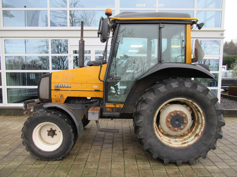 Valtra 700 4x2 VALMET - Τρακτέρ: φωτογραφία 3 Valtra 700 4x2 VALMET - Τρακτέρ: φωτογραφία 3