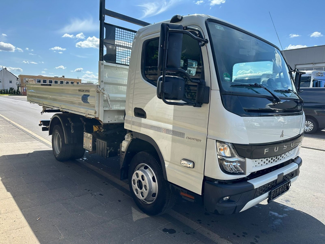 FUSO Canter 7C18/Meiller 3-S-K*Top-Deal!* - Όχημα με ανατρεπομενη καροτσα: φωτογραφία 2 FUSO Canter 7C18/Meiller 3-S-K*Top-Deal!* - Όχημα με ανατρεπομενη καροτσα: φωτογραφία 2