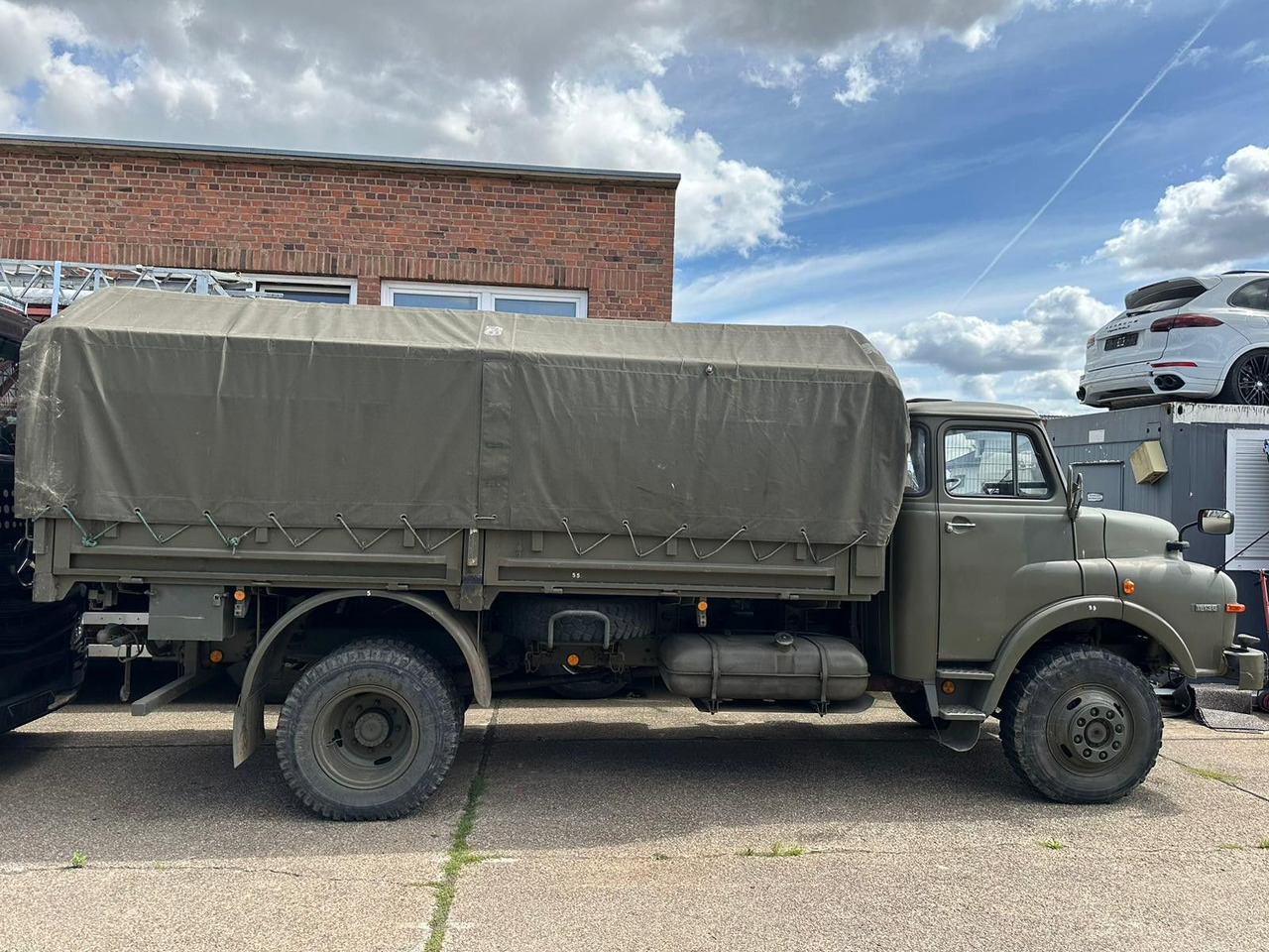 MAN 11.136 HA 4X4*H-zul.*schön*ex belg. Armee - Επαγγελματικό αυτοκίνητο με μουσαμά: φωτογραφία 3 MAN 11.136 HA 4X4*H-zul.*schön*ex belg. Armee - Επαγγελματικό αυτοκίνητο με μουσαμά: φωτογραφία 3