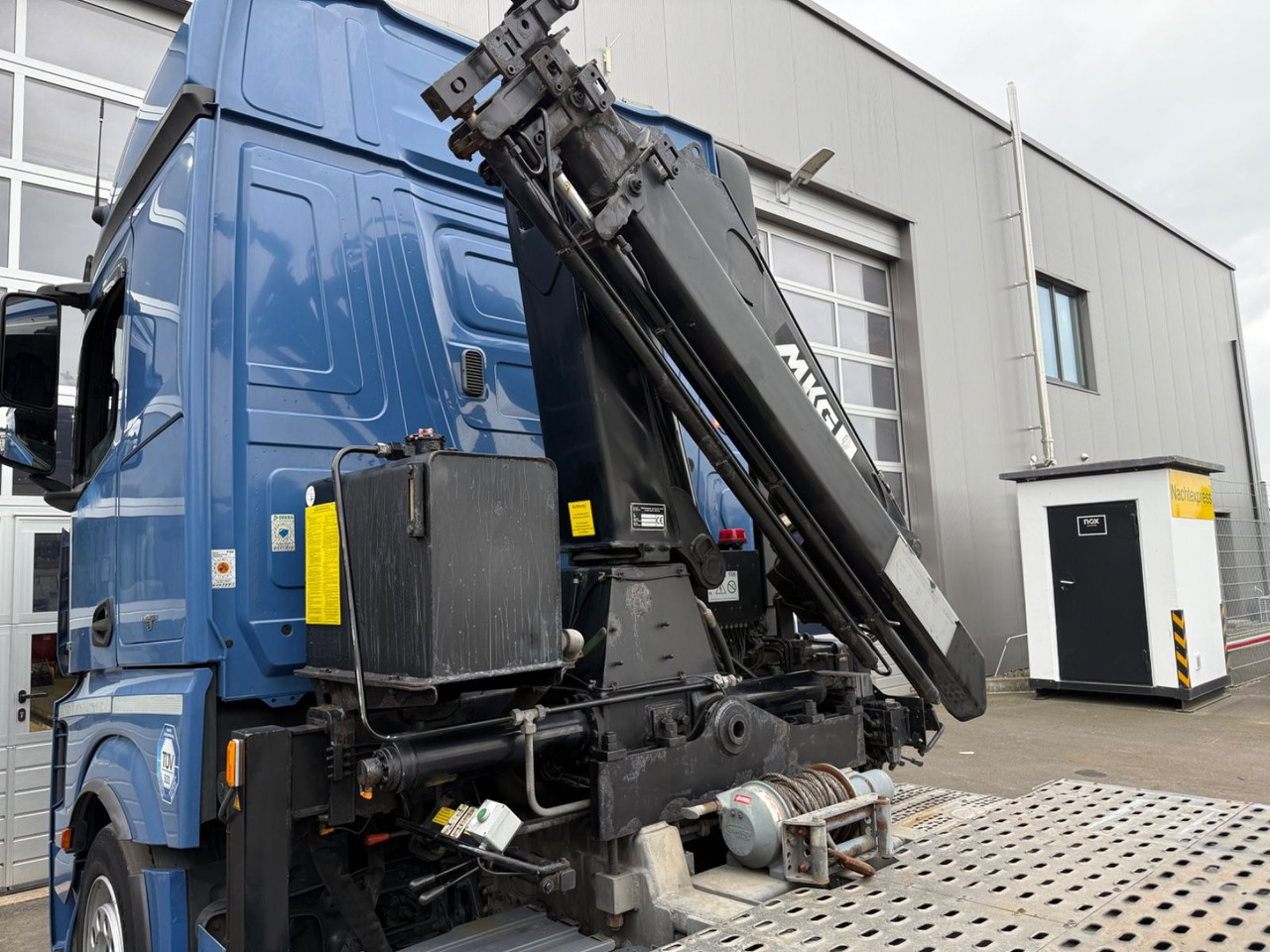 Mercedes-Benz Actros 1843 FVG 5-Zug / VDI 2700 / Kran MKG - Φορτηγό αυτοκινητάμαξα: φωτογραφία 4 Mercedes-Benz Actros 1843 FVG 5-Zug / VDI 2700 / Kran MKG - Φορτηγό αυτοκινητάμαξα: φωτογραφία 4