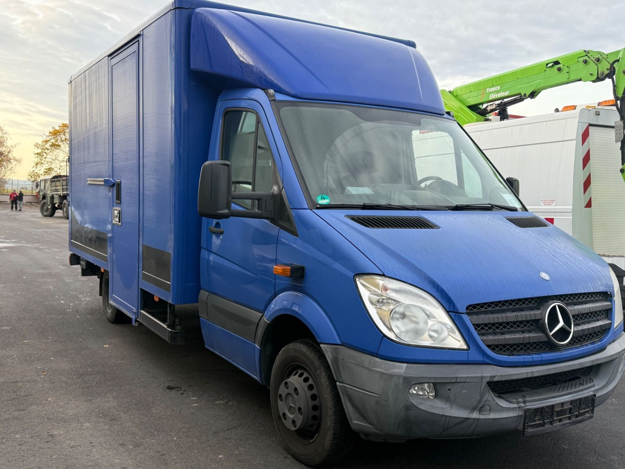 Mercedes-Benz Sprinter II 513 cdi Koffer, Lbw, Ahk, Winde - Επαγγελματικό αυτοκίνητο κόφα: φωτογραφία 3 Mercedes-Benz Sprinter II 513 cdi Koffer, Lbw, Ahk, Winde - Επαγγελματικό αυτοκίνητο κόφα: φωτογραφία 3