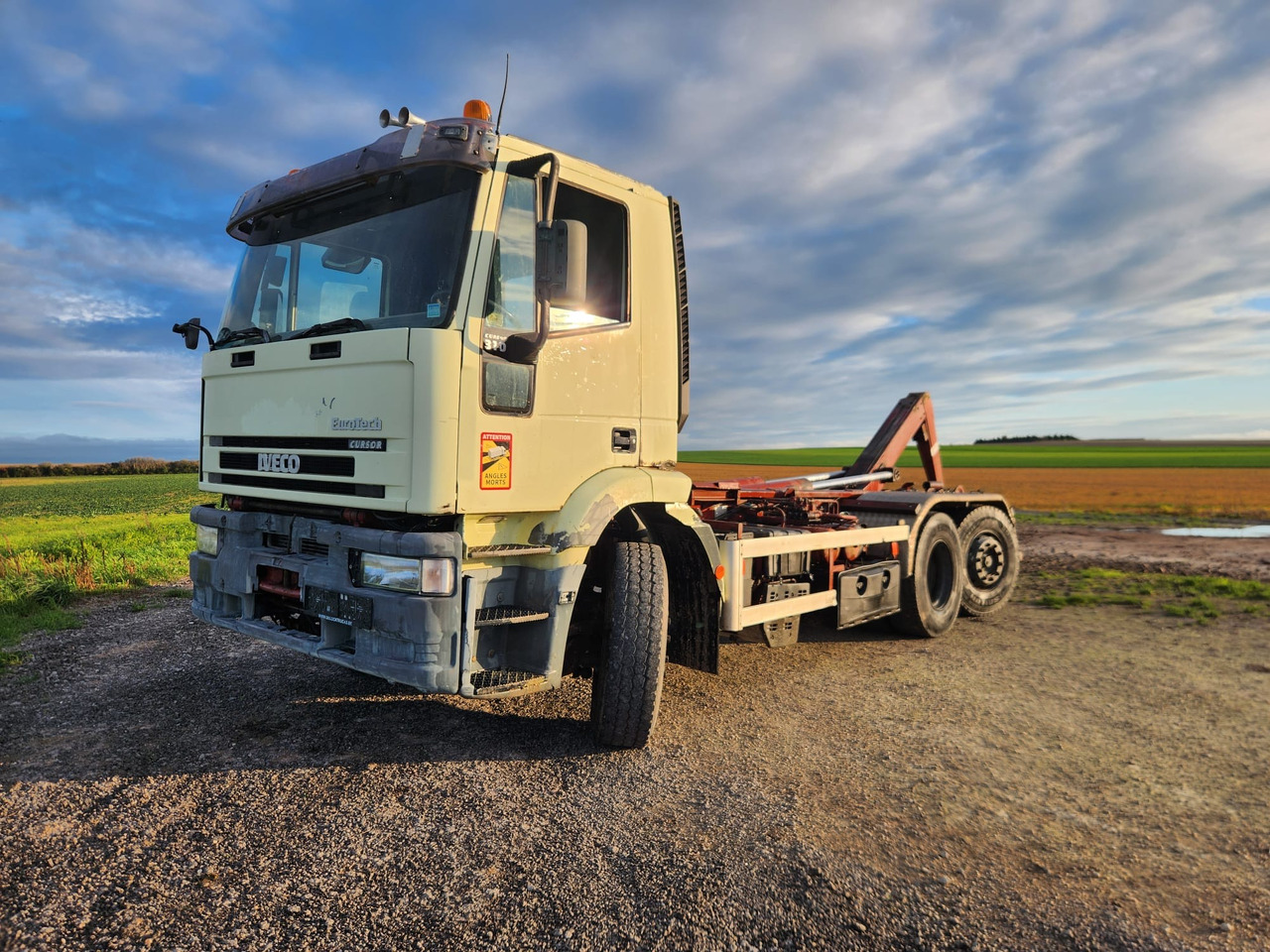 IVECO EUROTECH 260 - Φορτηγό φόρτωσης γάντζου: φωτογραφία 4 IVECO EUROTECH 260 - Φορτηγό φόρτωσης γάντζου: φωτογραφία 4