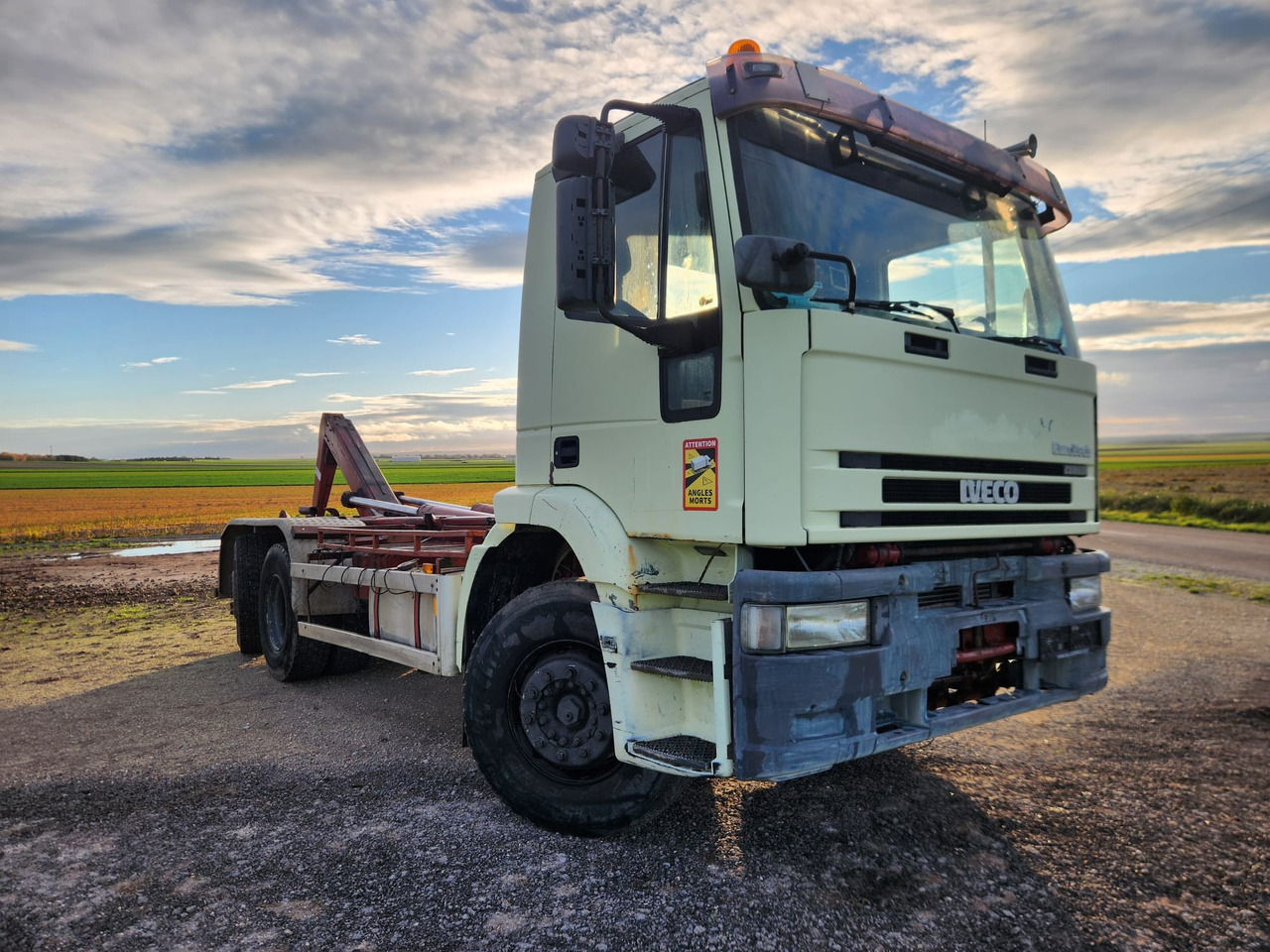 IVECO EUROTECH 260 - Φορτηγό φόρτωσης γάντζου: φωτογραφία 3 IVECO EUROTECH 260 - Φορτηγό φόρτωσης γάντζου: φωτογραφία 3