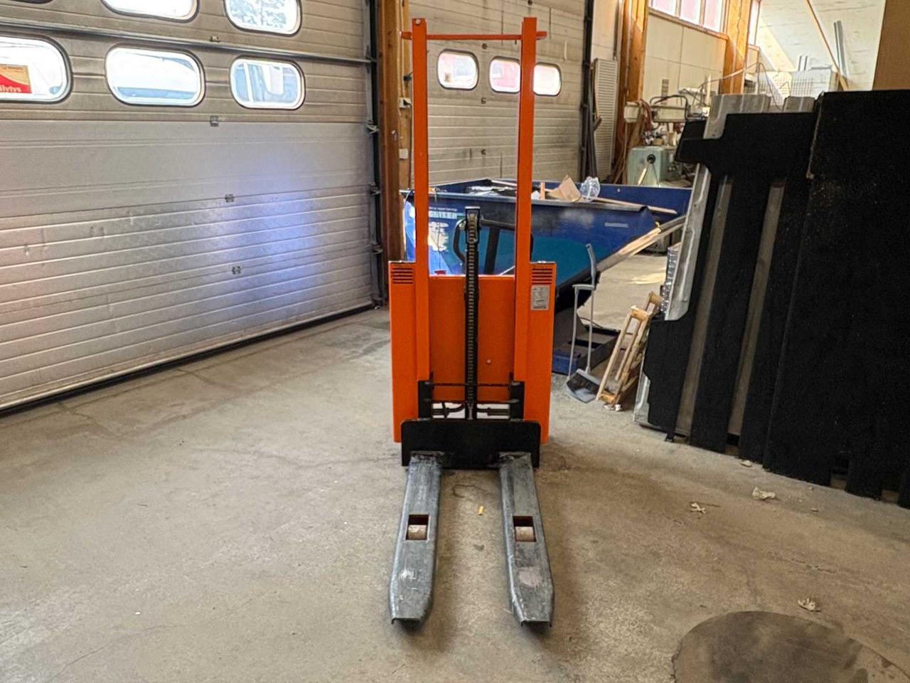 Stacker Rocla RSE 10S1600 - Μηχάνημα στοίβαξης: φωτογραφία 2 Stacker Rocla RSE 10S1600 - Μηχάνημα στοίβαξης: φωτογραφία 2