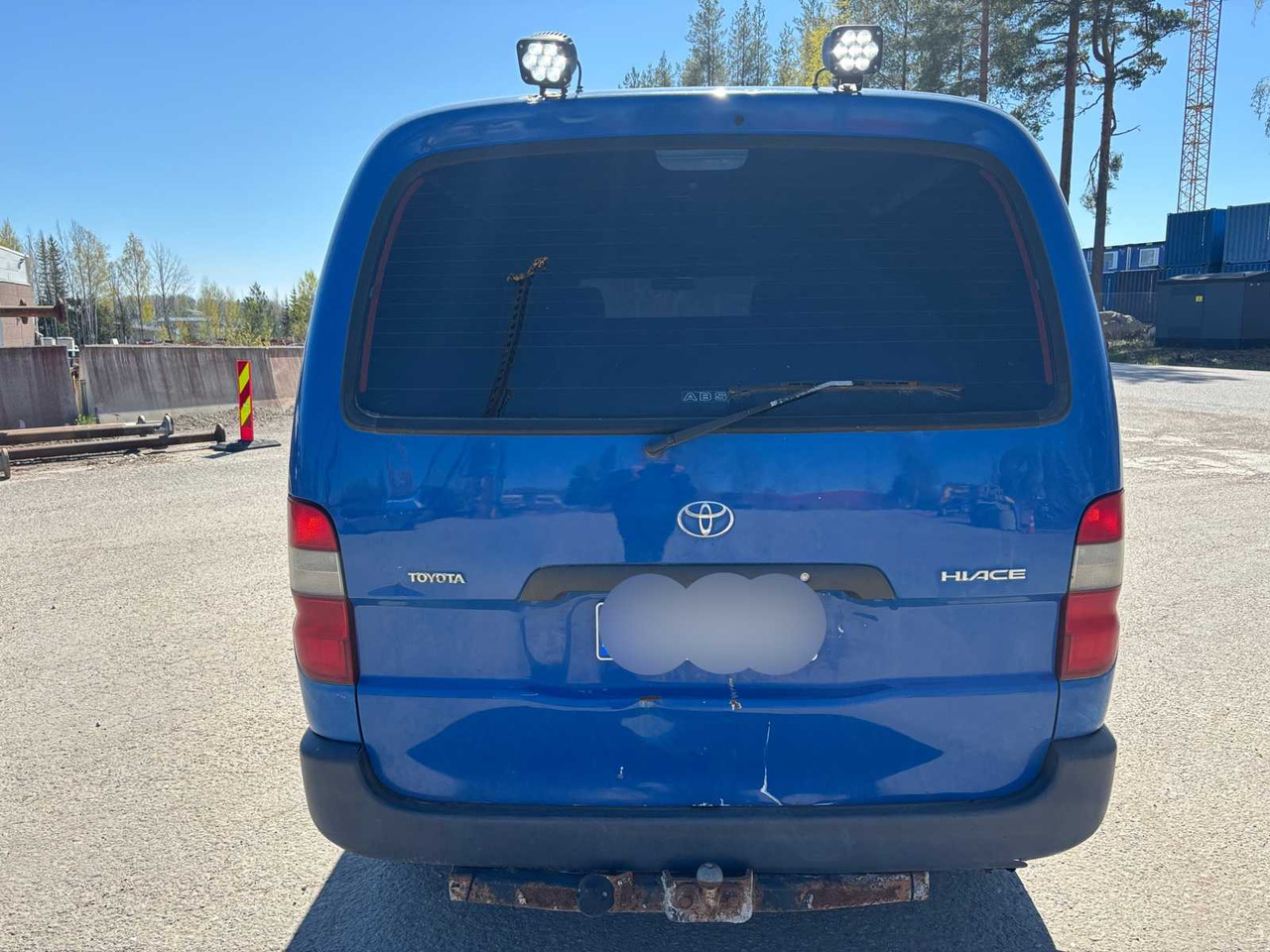 Van Toyota Hiace 2.5TD - Βαν: φωτογραφία 4 Van Toyota Hiace 2.5TD - Βαν: φωτογραφία 4