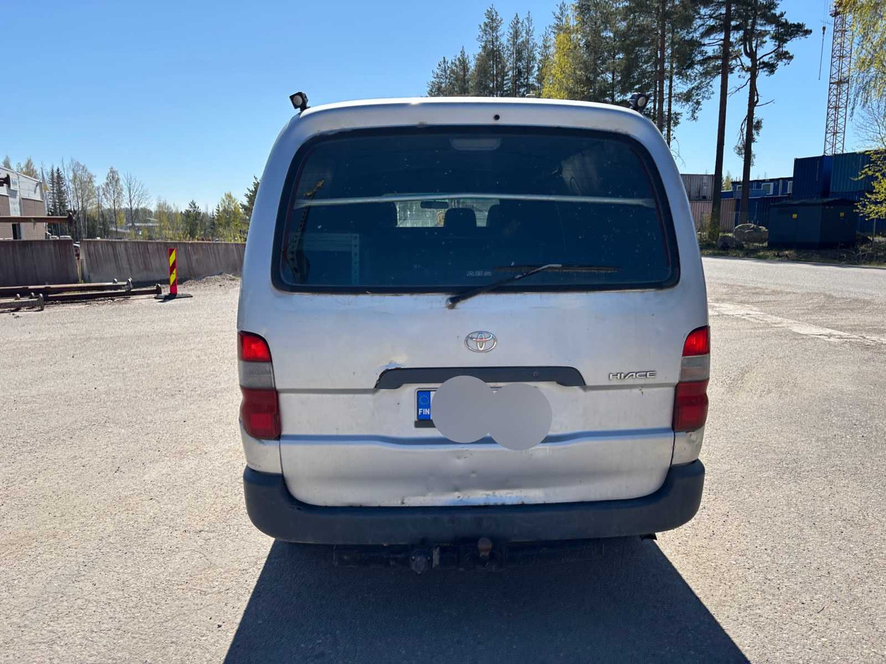 Van Toyota Hiace 2.5TD - Βαν: φωτογραφία 4 Van Toyota Hiace 2.5TD - Βαν: φωτογραφία 4