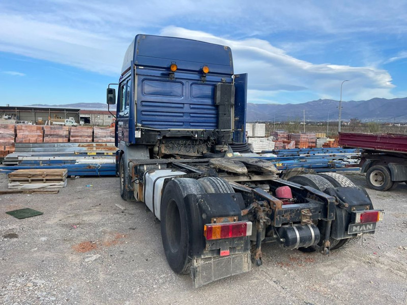 MAN 19.464 F2000 - Τράκτορας: φωτογραφία 5 MAN 19.464 F2000 - Τράκτορας: φωτογραφία 5