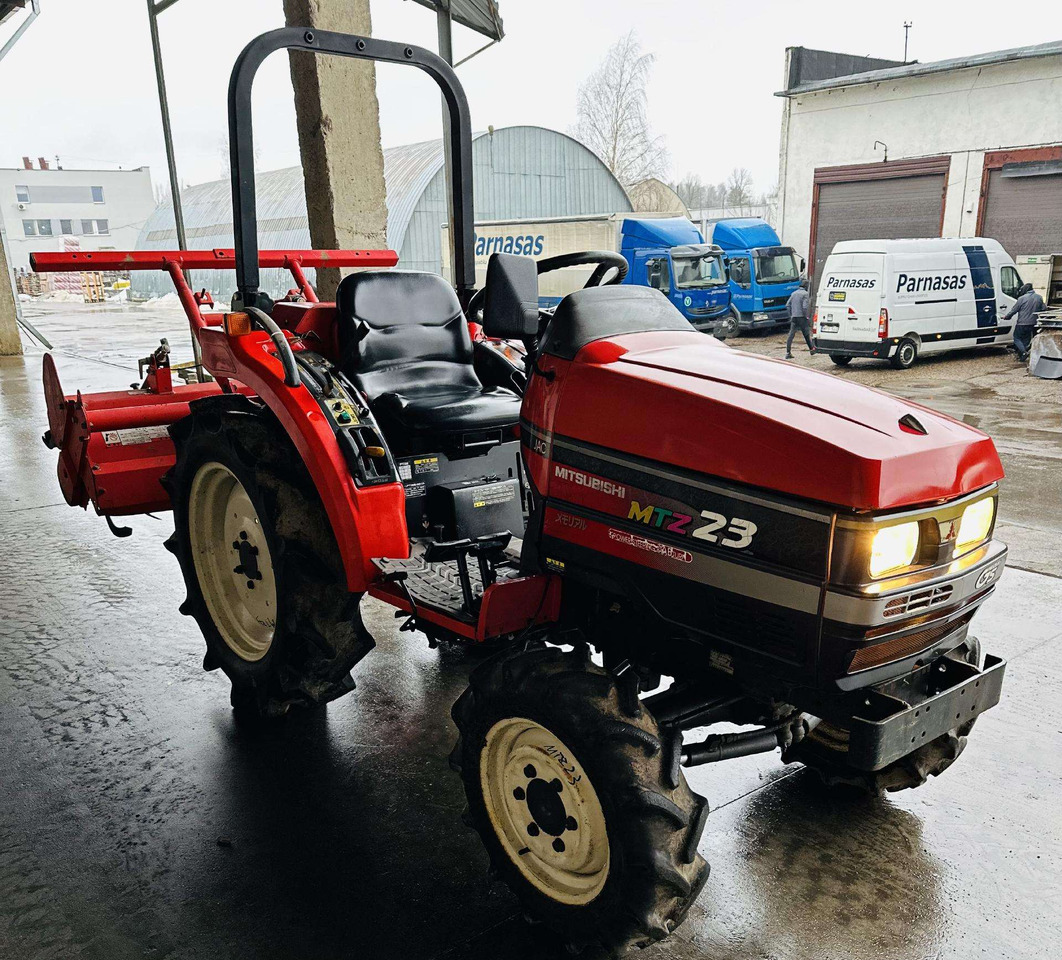 Mitsubishi MTZ23 - Τρακτέρ: φωτογραφία 2 Mitsubishi MTZ23 - Τρακτέρ: φωτογραφία 2