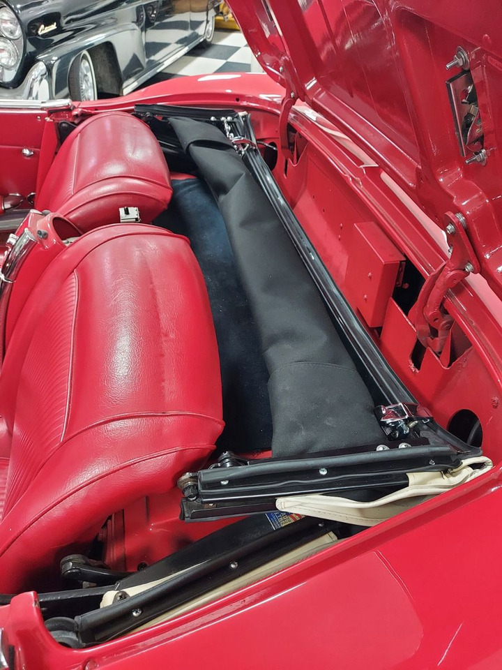 Κάμπριο Corvette C1 Corvette H -Zulassung: φωτογραφία 24 Κάμπριο Corvette C1 Corvette H -Zulassung: φωτογραφία 24