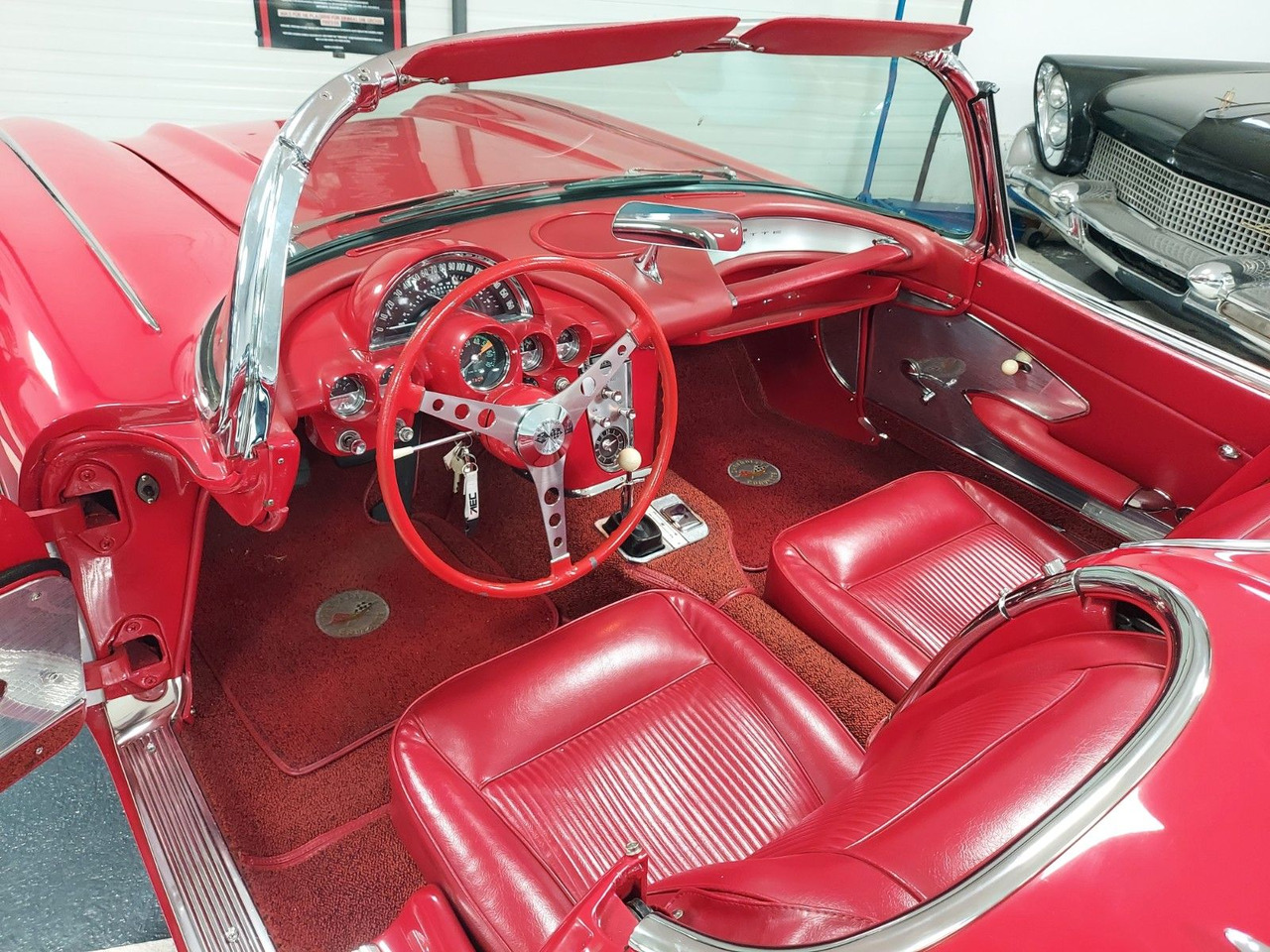 Κάμπριο Corvette C1 Corvette H -Zulassung: φωτογραφία 17 Κάμπριο Corvette C1 Corvette H -Zulassung: φωτογραφία 17