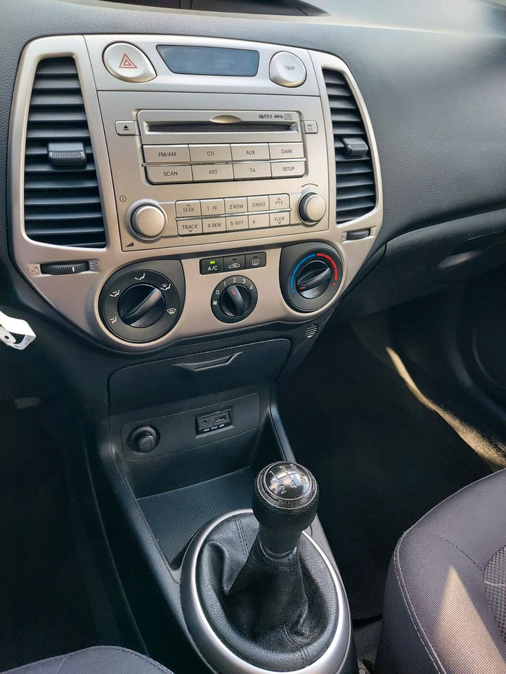 Αυτοκίνητο Hyundai i20 Klima USB 5 Türen: φωτογραφία 13