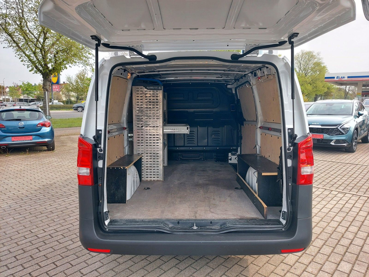 Mercedes-Benz Vito Kasten 110 FWD Lang Klima Kamera DAB PDC - Επιβατικό βαν: φωτογραφία 3 Mercedes-Benz Vito Kasten 110 FWD Lang Klima Kamera DAB PDC - Επιβατικό βαν: φωτογραφία 3