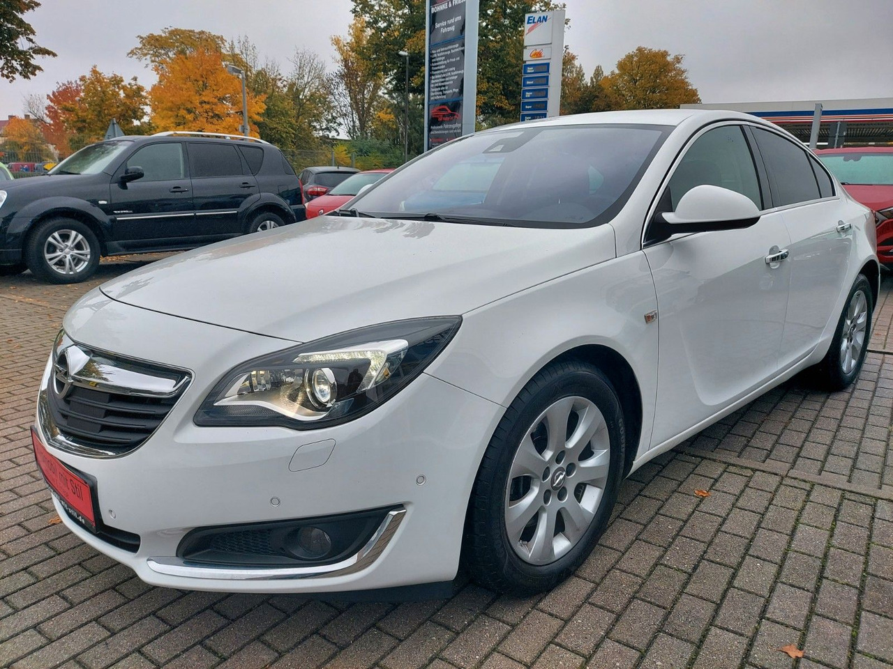 Opel Insignia A Lim. Automatik Leder Navi Xenon Led - Λιμουζίνα/ Sedan: φωτογραφία 5 Opel Insignia A Lim. Automatik Leder Navi Xenon Led - Λιμουζίνα/ Sedan: φωτογραφία 5
