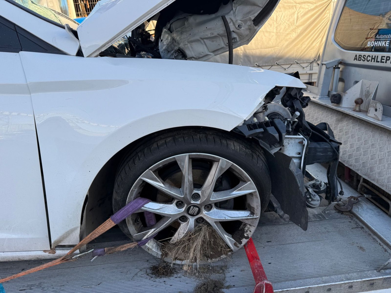 Seat Leon ST FR LED LEDER NAVI PDC KAMERA - Station wagon: φωτογραφία 3 Seat Leon ST FR LED LEDER NAVI PDC KAMERA - Station wagon: φωτογραφία 3