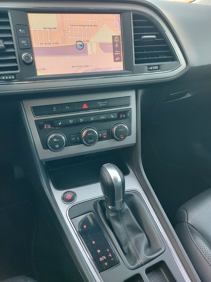 Station wagon Seat Leon ST Style DSG ACC Radar LED Navi DAB AHK: φωτογραφία 24 Station wagon Seat Leon ST Style DSG ACC Radar LED Navi DAB AHK: φωτογραφία 24
